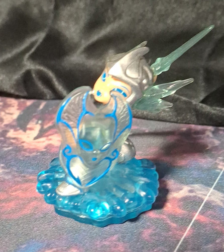 Skylanders elf translucent - skylanders,